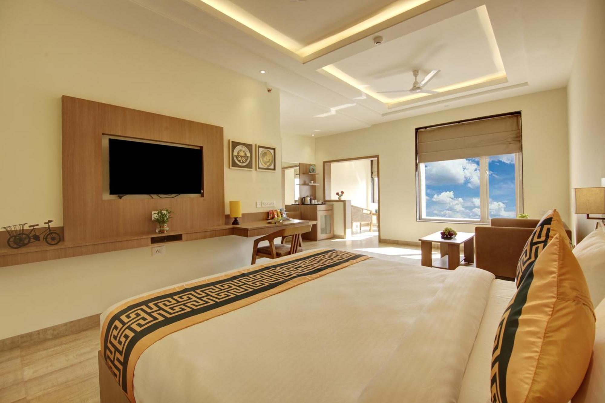 Airport Hotel Claytone Ню Делхи Екстериор снимка