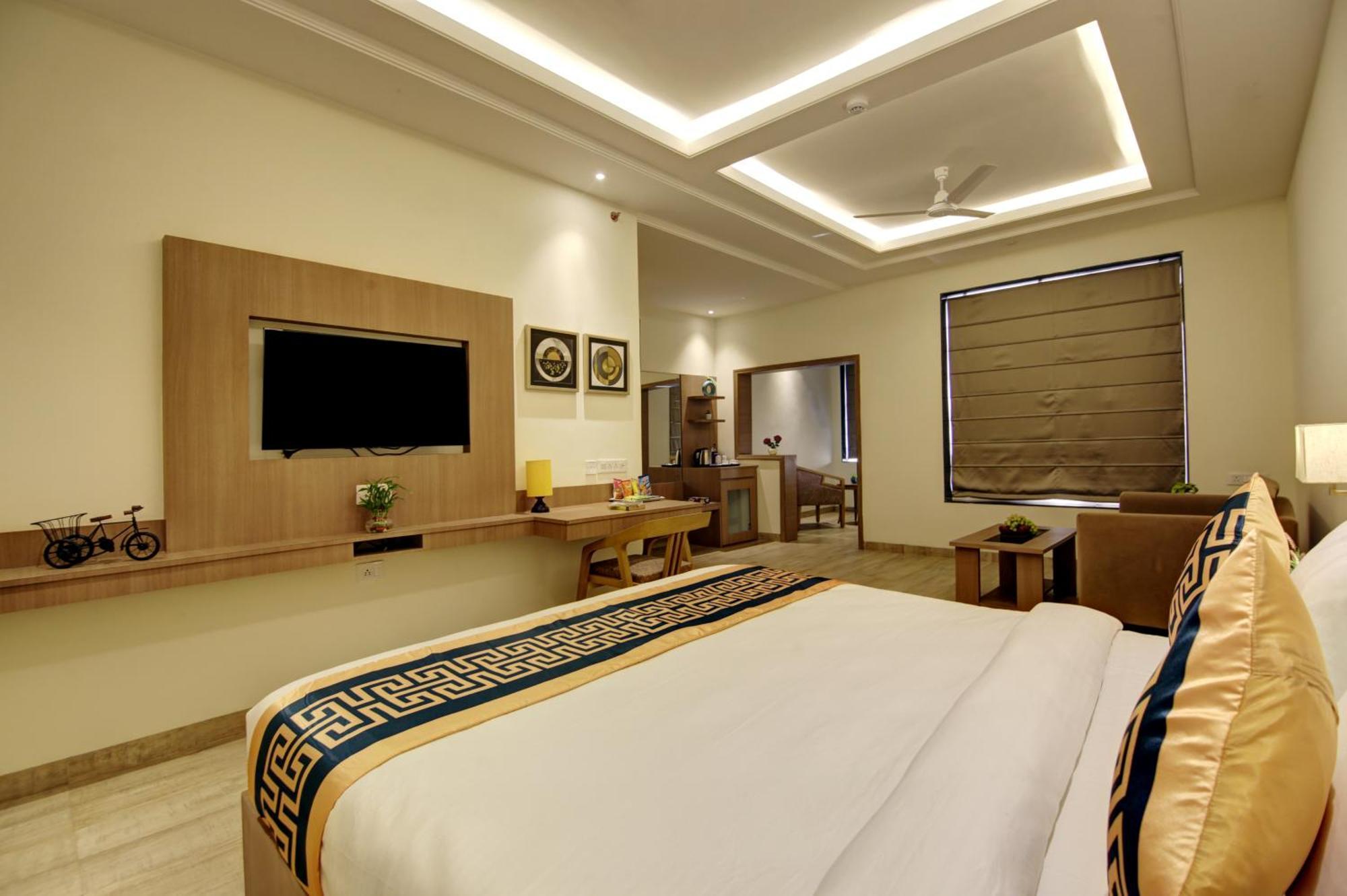 Airport Hotel Claytone Ню Делхи Екстериор снимка